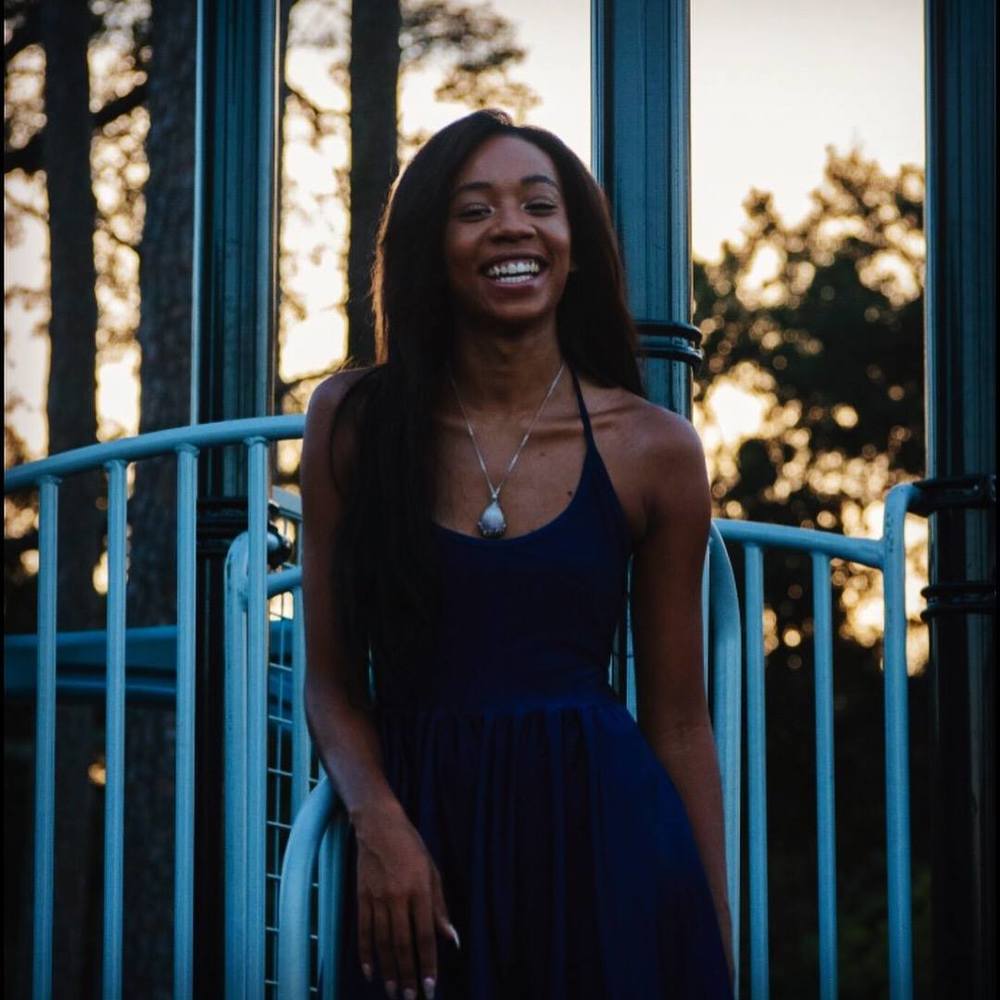 Meet your Posher, Taylor